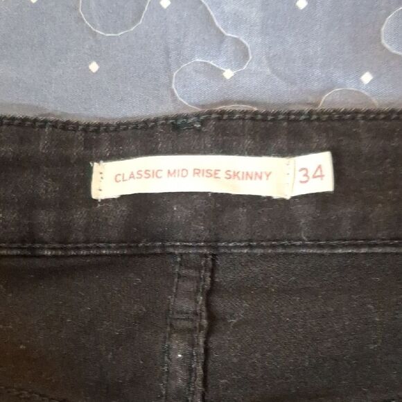 Levi's Women's Black Classic mid rise skinny Jeans size 34 - Picture 3 of 5